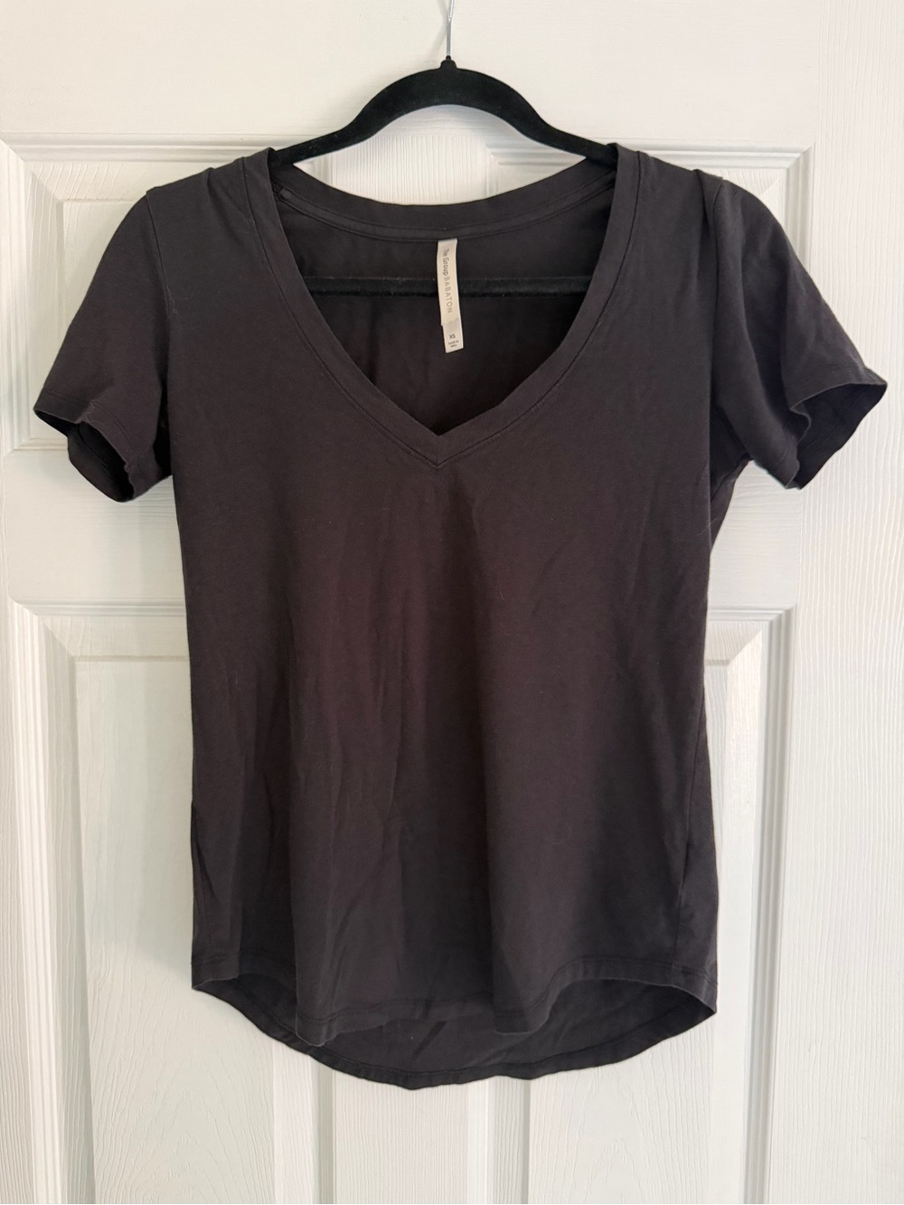 *2 for 20* Babaton Black V-Neck Short Sleeve Tee